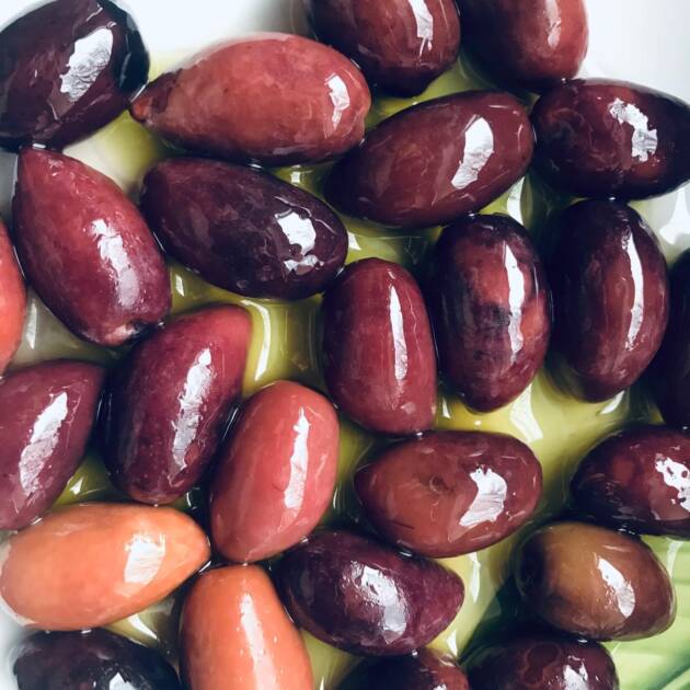 Kalamata Jumbo olives in virgin oil 1l